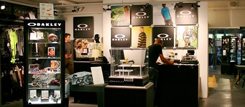 oakley store vancouver