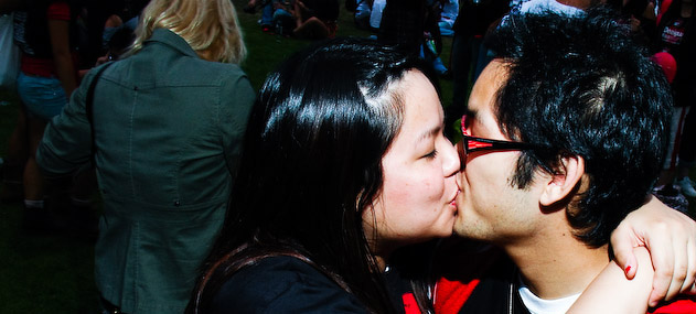 Kiss