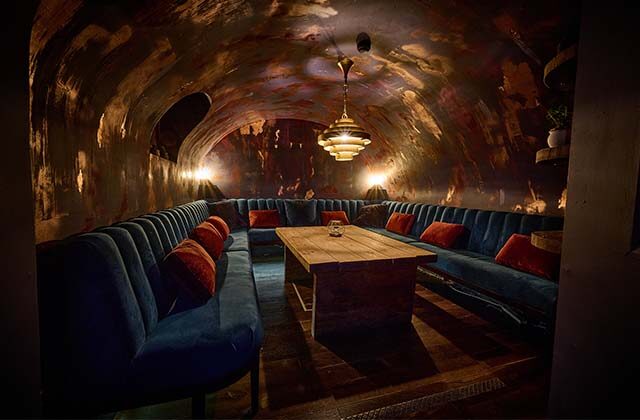 Eve Bar